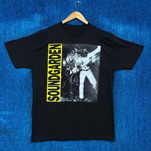 Soundgarden “Louder Than Love” Rock Band Graphic T-Shirt Size Large